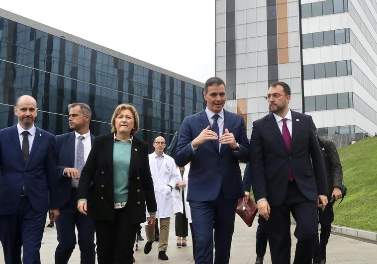 Pedro Sánchez anuncia en Asturias la ampliación de los cribados a los recién nacidos para detectar enfermedades congénitas